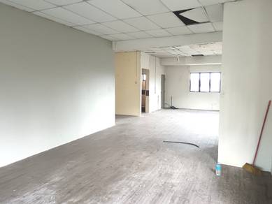 [Hot Area End Lot] 3 1/2 Storey Shop Lot, Seksyen 8, Bandar Baru Bangi