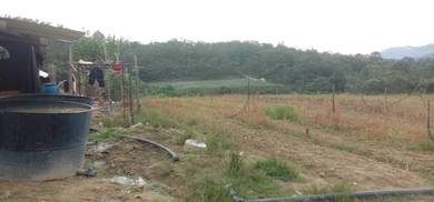 Semenyik potential Industrial Land[3.7ac] near Factory areas.