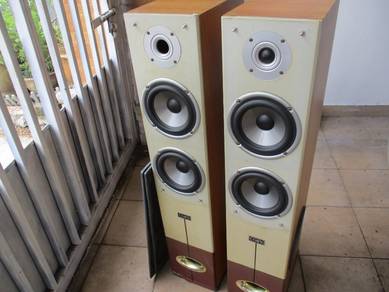 Coby floor standing 3 way speaker