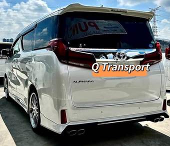 Luxury Toyota Alphard kereta sewa car rental Jb
