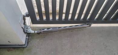 Ma6 Triang Auto gate system