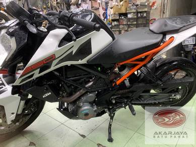 Used ktm deals duke 250