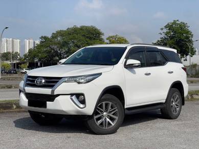 Toyota FORTUNER 2.7 SRZ 4x4 (A) POWER BOOT