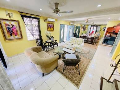 FULLY RENOVATED CORNER LOT Double Storey Terrace Taman Puchong Utama
