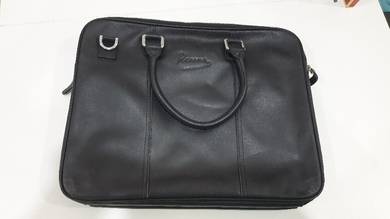 Found 3 results for renoma leather bag Home Personal Items for sale in Malaysia Buy Sell Home Personal Items Mudah.my