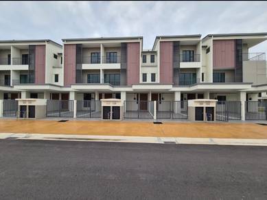 [Facing Open] Elegan Residensi Townhouse NEW HOUSE