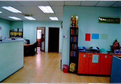 Sri Perdana-Lahad Datu Shop cum Office