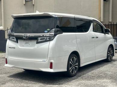 Toyota VELLFIRE  2.5 Full Spec Full Loan
