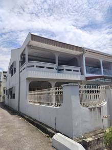 CIQ JB Taman Sentosa 2 Story End Lot House For Rent