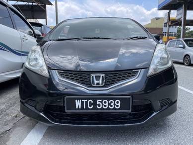 Honda JAZZ 1.5 V SPEC(A)NETT OTR PRICE