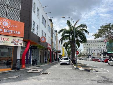 1st Floor Shoplot Jln Pintu Sepuluh Near Aman Central Alor Setar Rent