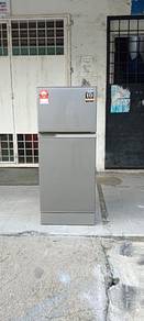 Jenama sharp 2door fridge refrigerator 164L