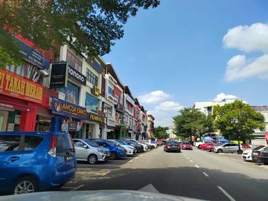 Hot Shah Alam Seksyen 7 Jakel area Jalan Plumbum shop for boutiqu ,F&B