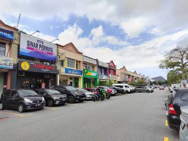 Shah Alam Seksyen 13 shop near hero, diy, mosque, food court, bank