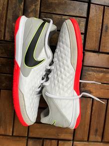 Kasut best sale nike futsal