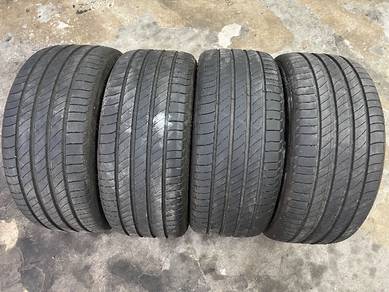 Used Tyre 225/45-17 80% michelin