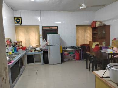 Full loan facing open renovated double storey klang utama