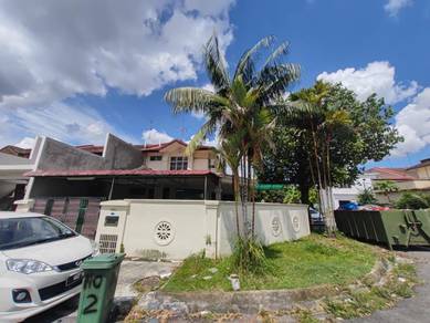 Taman Mutiara Rini, Jalan Jasa / 2 Storey corner lot house for sale