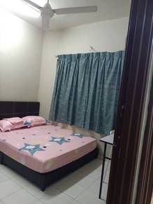 Medium Room Sutramas Apartment