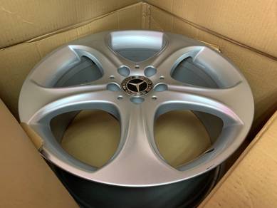Original Mercedes Benz C Class W205 18inch Rim