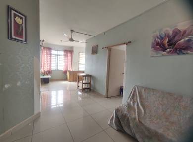 University Apartment 2 (UA2) KK | Fully Furnished | Corner