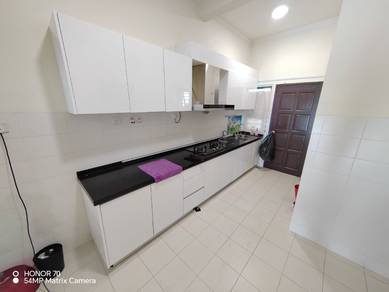 Bandar Bukit Raja (Nobat) kitchen cabinet autogate furnised for rent
