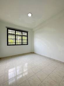 Vista Seri Alam Apartment, 3 Bedrooms, 2nd Floor, Bandar Seri Alam