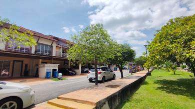 2 Storey Terrace House Alam D'16 Seksyen 16, Shah Alam near Playground