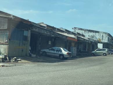 Bukit Puchong Single Storey Link Factory