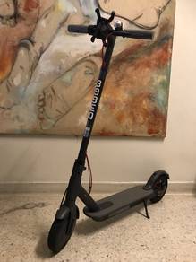 Black Xiaomi Mi Electric Scooter Model M365 18.1Kg