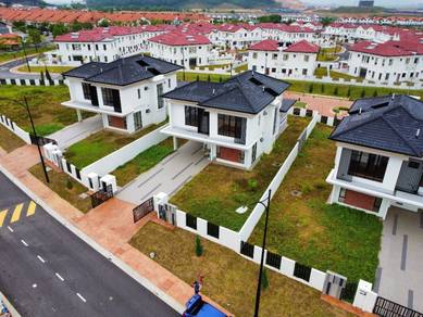 CHEAPEST FREEHOLD 2 Storey Bungalow Verdale Alam Sari Bangi HUGE LAND