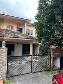 Ukay Perdana 2 Storey Terrace Gated and Guarded Basic