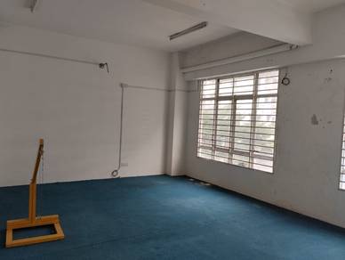 TINGKAT 1 DATARAN OTOMOBIL SEKSYEN 15 SHAH ALAM for Sale