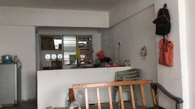 Danau kota flat below market off teratai mewah danau kota setapak