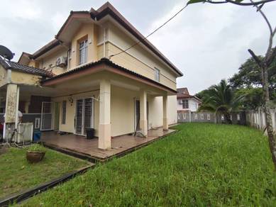 Taman Ukay Bistari corner unit Extended with kitchen cabinet