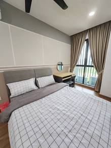 AraTre Ara Damansara Fully Furnished Master Bedroom Female Unit LRT