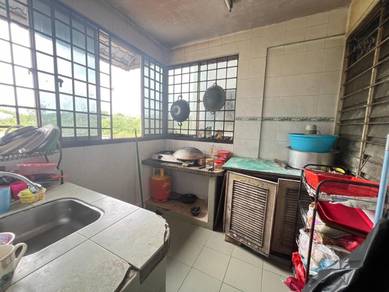 Full Loan/ Desa Tebrau/Sri Lanang Flat/3 bedrooms