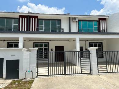 NEW FREEHOLD  2 sty  Taman Scientex Durian Tunggal