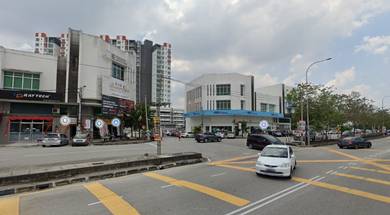 2-storey SHOP LOT (BIGGER SIZE) at BM | Facing Main Road | FOR SALE