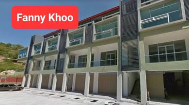 Suria Inanam | 3 storey intermedia corner | Tuaran by pass