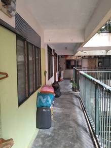 rumah pangsa kampung aman1 serdang flat for sale