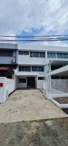 999 Yrs Multi Storey Terrace House in Tmn Reservoir (Off Jln Bundusan)