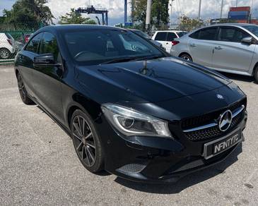 Mercedes Benz CLA200 (CBU) 1.6 (A)TIP TOP CON