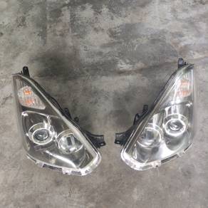 Toyota wish NFL headlamp headlight