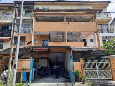 UPPER LEVEL | Townhouse 2 Storey Taman Sinaran, Kajang