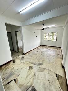 Corner Unit Flat PKNS Seksyen 7 Shah Alam