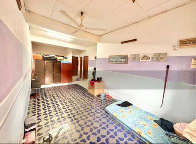 Townhouse Upper Floor Templer Suasana Templer Park Rawang Selangor