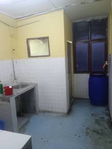 (FULL LOAN)(RENO)(90K CASHBACK) Flat PKNS Seksyen 24 17 18 Shah Alam