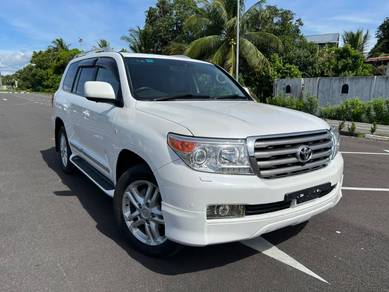 Toyota Land Cruiser ZX 4.5 V8 Diesel (A)