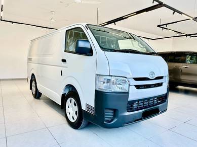 Full Loan 2025 Toyota HIACE 3.0 PANEL VAN